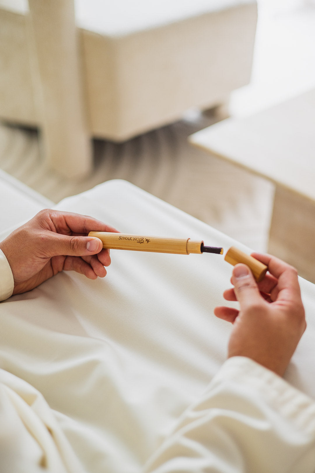 Siwak Noir - Olive Siwak with holder